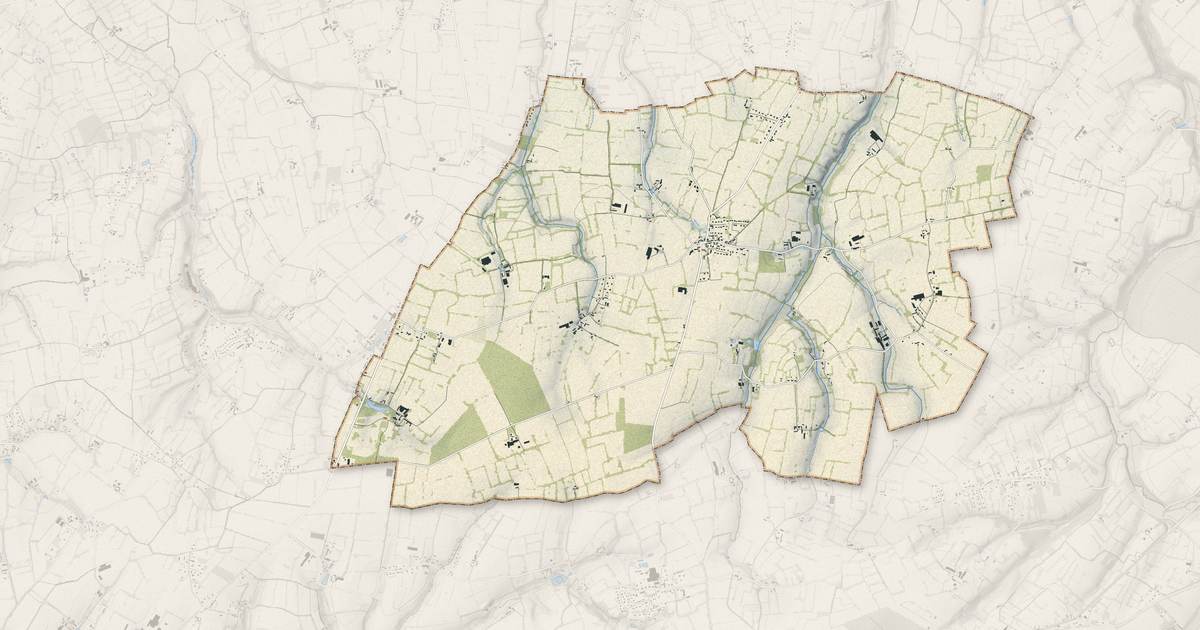 Portrait cartographique de Couvains : relief, eau, forêts, bâti et voies, calculés à partir des données de l'IGN
