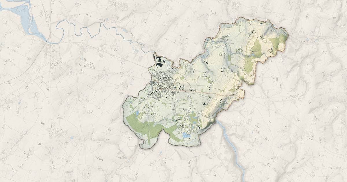Portrait cartographique de Ducey-Les Chéris : relief, eau, forêts, bâti et voies, calculés à partir des données de l'IGN