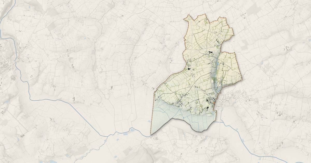 Portrait cartographique de Étienville : relief, eau, forêts, bâti et voies, calculés à partir des données de l'IGN