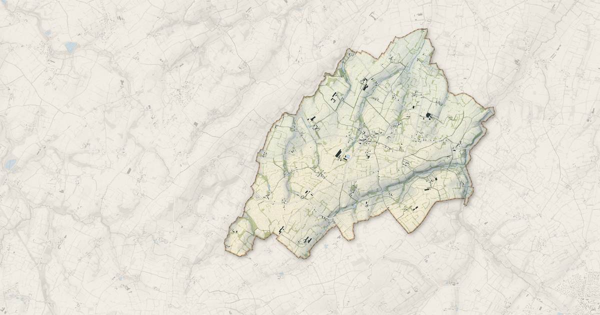 Portrait cartographique de Hauteville-la-Guichard : relief, eau, forêts, bâti et voies, calculés à partir des données de l'IGN
