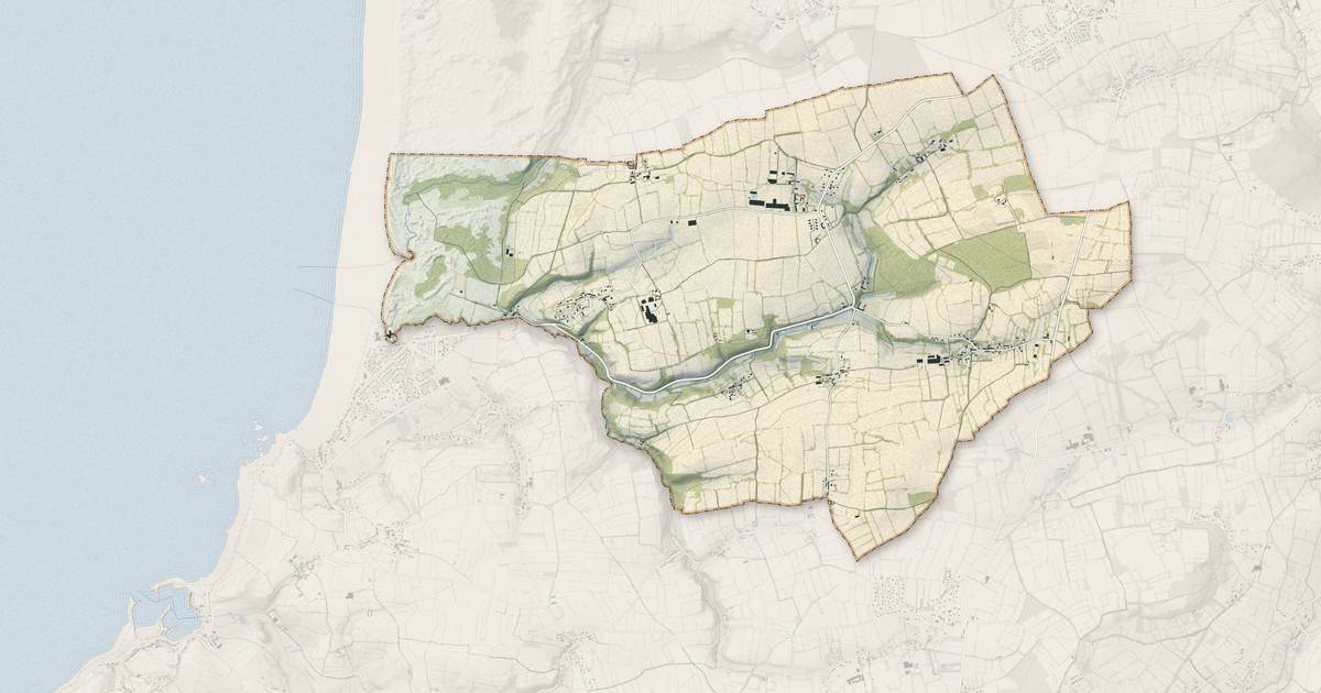 Portrait cartographique de Héauville : relief, eau, forêts, bâti et voies, calculés à partir des données de l'IGN
