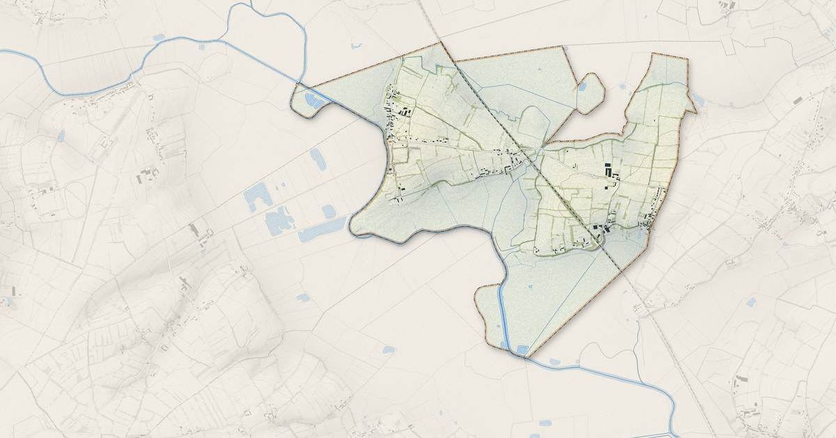 Portrait cartographique de Liesville-sur-Douve : relief, eau, forêts, bâti et voies, calculés à partir des données de l'IGN
