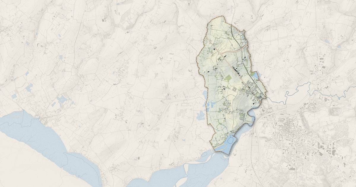 Portrait cartographique de Marcey-les-Grèves : relief, eau, forêts, bâti et voies, calculés à partir des données de l'IGN