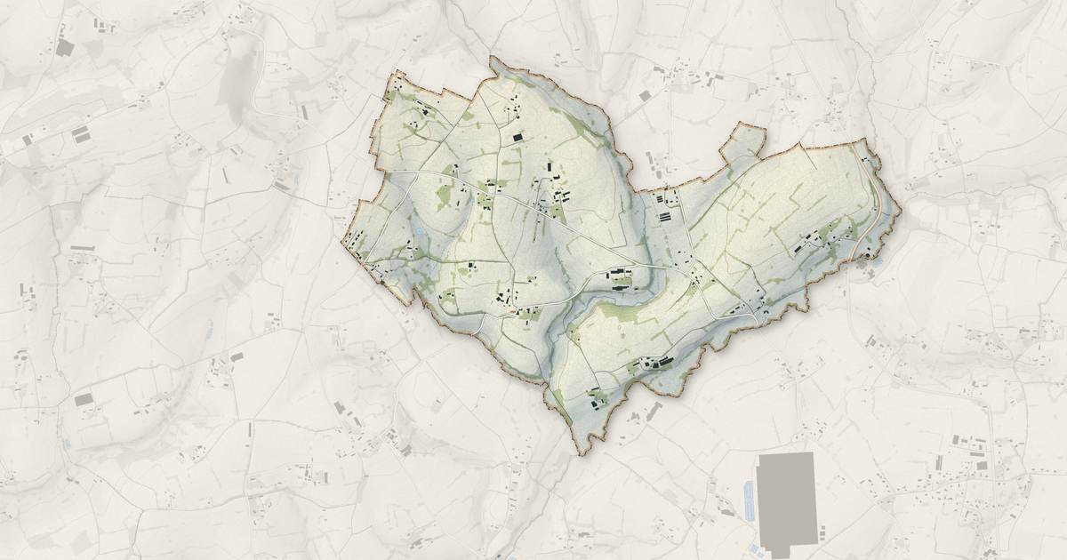 Portrait cartographique de Notre-Dame-de-Livoye : relief, eau, forêts, bâti et voies, calculés à partir des données de l'IGN