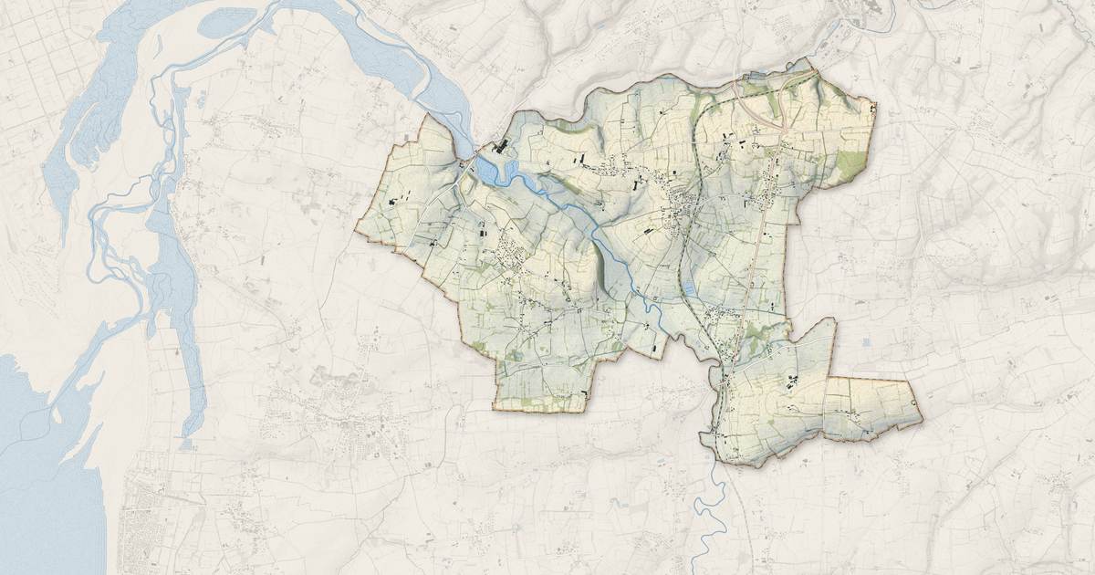 Portrait cartographique de Orval sur Sienne : relief, eau, forêts, bâti et voies, calculés à partir des données de l'IGN