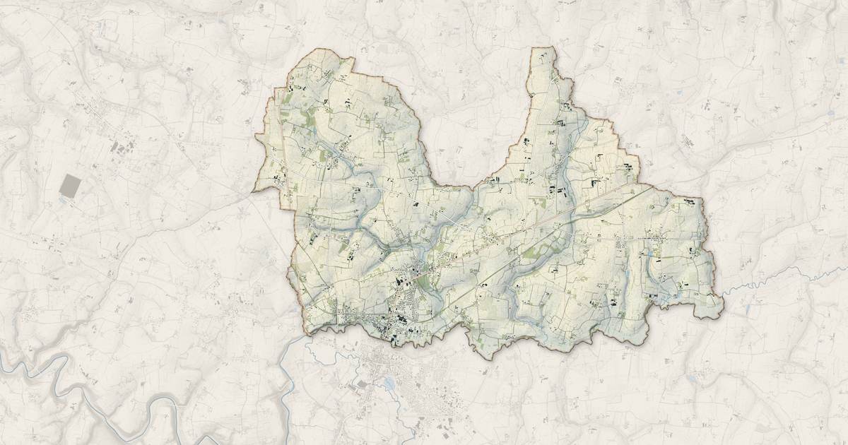 Portrait cartographique de Grandparigny : relief, eau, forêts, bâti et voies, calculés à partir des données de l'IGN