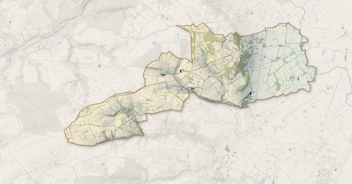 Portrait cartographique de La Pernelle : relief, eau, forêts, bâti et voies, calculés à partir des données de l'IGN