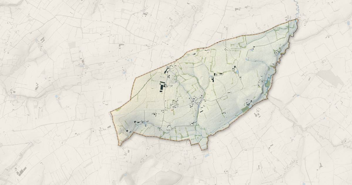 Portrait cartographique de Le Perron : relief, eau, forêts, bâti et voies, calculés à partir des données de l'IGN