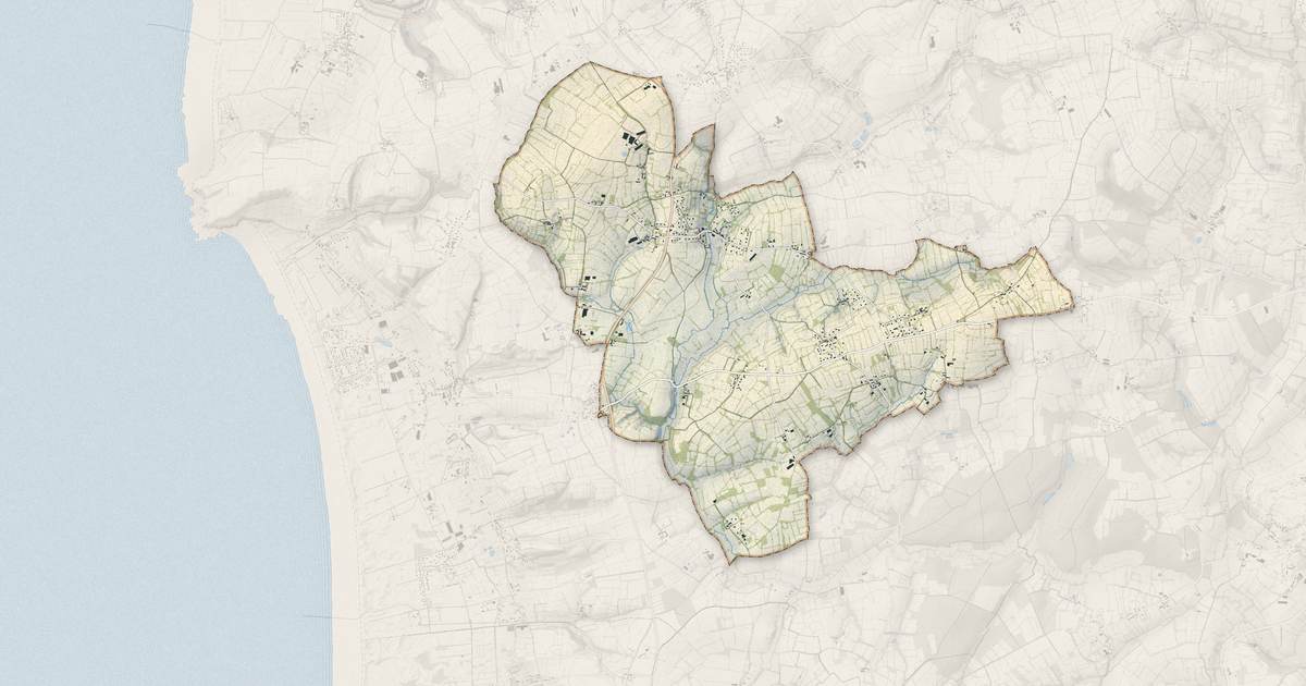 Portrait cartographique de Pierreville : relief, eau, forêts, bâti et voies, calculés à partir des données de l'IGN