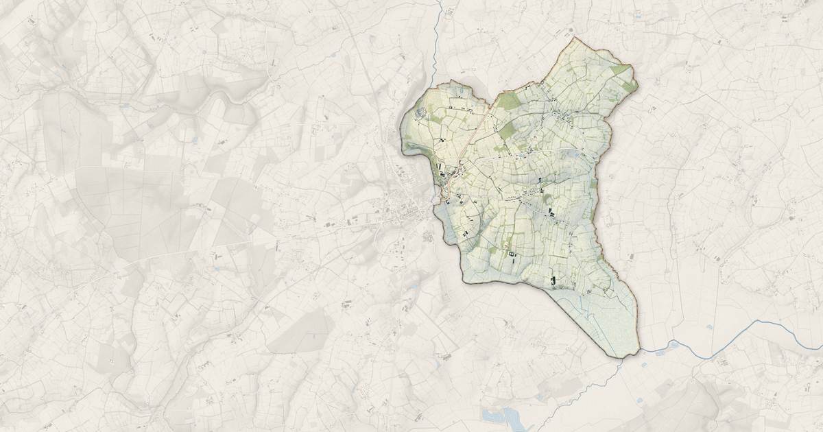 Portrait cartographique de Rauville-la-Place : relief, eau, forêts, bâti et voies, calculés à partir des données de l'IGN