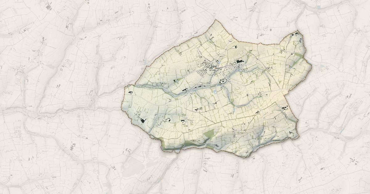 Portrait cartographique de Roncey : relief, eau, forêts, bâti et voies, calculés à partir des données de l'IGN