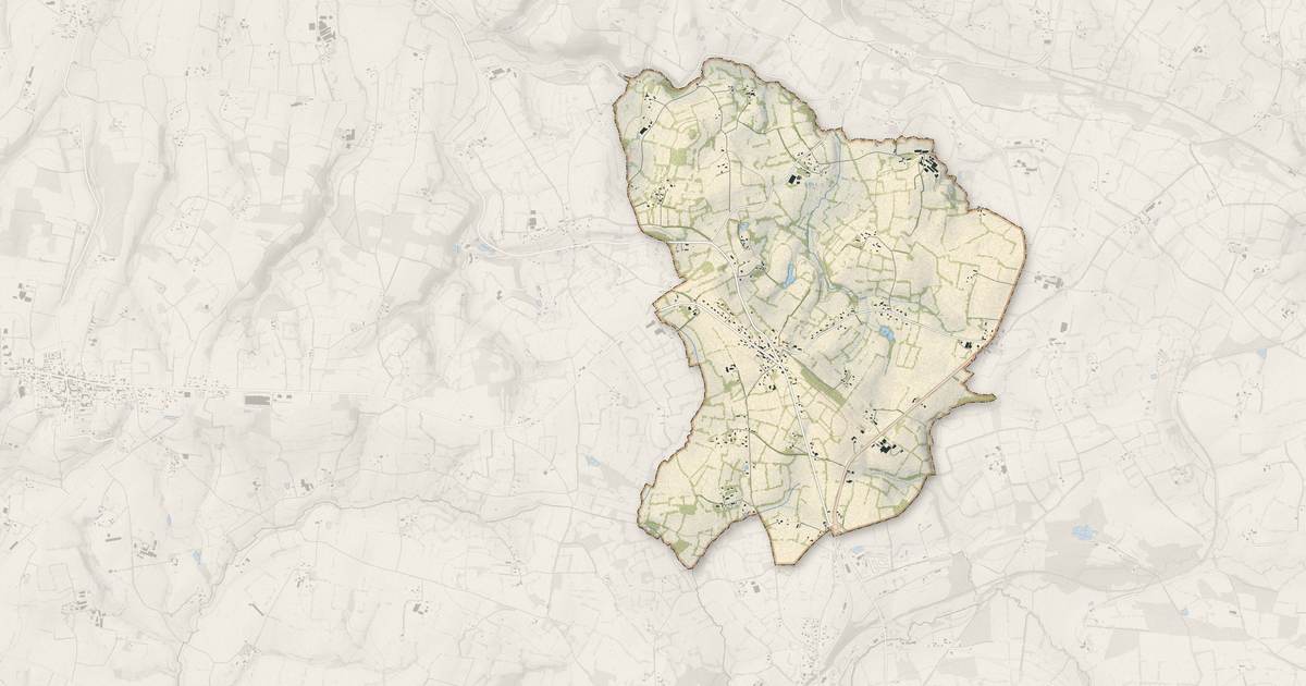 Portrait cartographique de Saint-Barthélemy : relief, eau, forêts, bâti et voies, calculés à partir des données de l'IGN