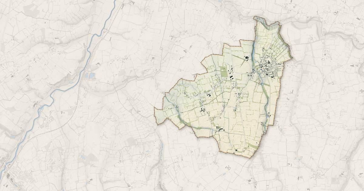 Portrait cartographique de Saint-Clair-sur-l'Elle : relief, eau, forêts, bâti et voies, calculés à partir des données de l'IGN