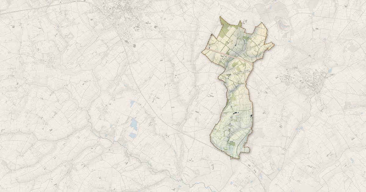 Portrait cartographique de Saint-Cyr-Bocage : relief, eau, forêts, bâti et voies, calculés à partir des données de l'IGN