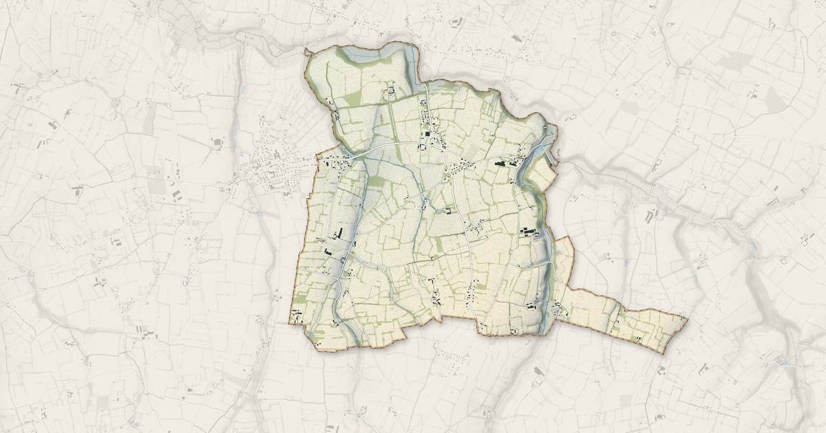 Portrait cartographique de Saint-Jean-de-Savigny : relief, eau, forêts, bâti et voies, calculés à partir des données de l'IGN