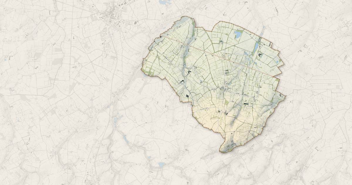 Portrait cartographique de Saint-Martin-d'Aubigny : relief, eau, forêts, bâti et voies, calculés à partir des données de l'IGN