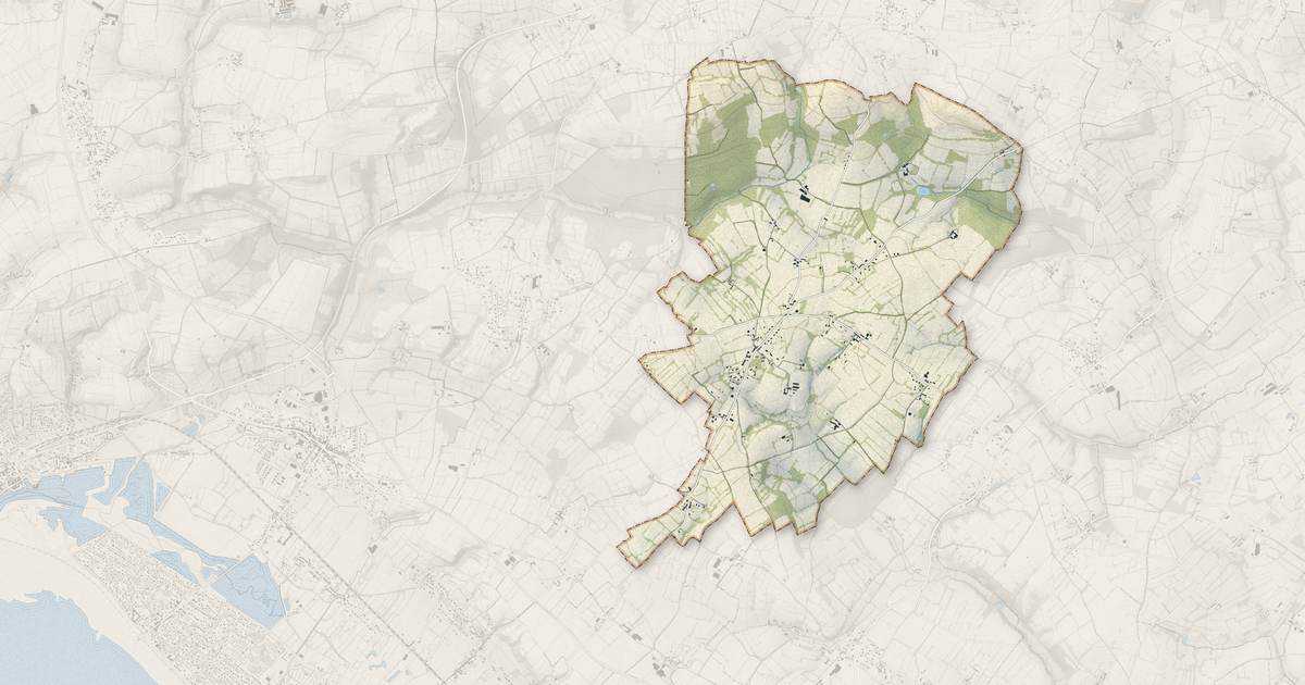 Portrait cartographique de Saint-Maurice-en-Cotentin : relief, eau, forêts, bâti et voies, calculés à partir des données de l'IGN