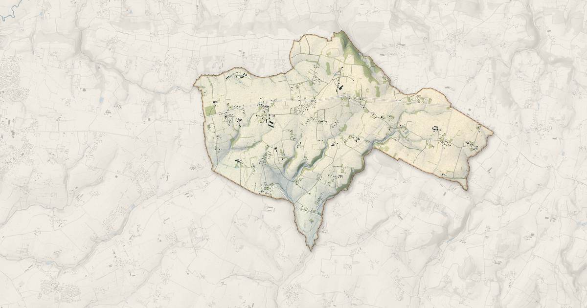 Portrait cartographique de Saint-Ovin : relief, eau, forêts, bâti et voies, calculés à partir des données de l'IGN