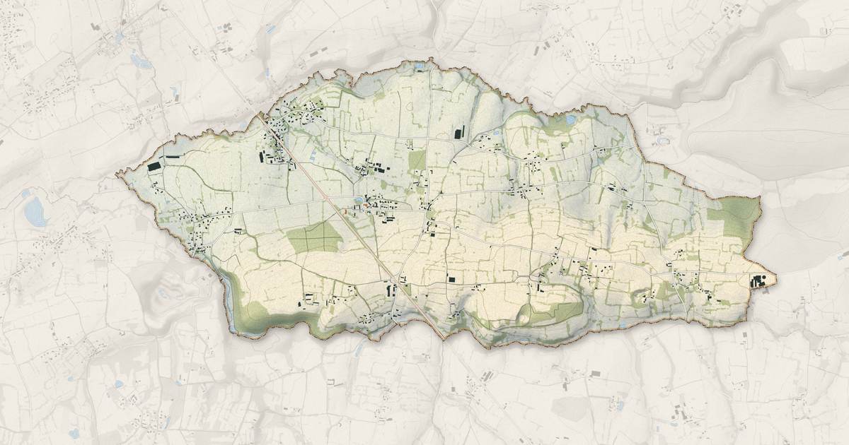 Portrait cartographique de Saint-Pierre-Langers : relief, eau, forêts, bâti et voies, calculés à partir des données de l'IGN