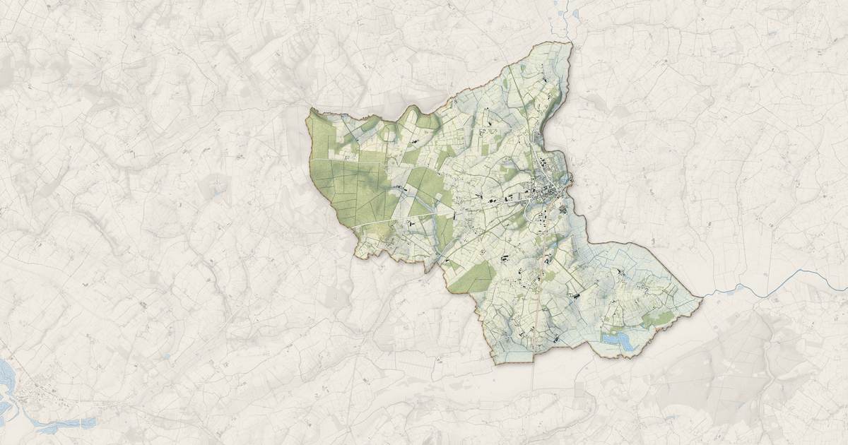 Portrait cartographique de Saint-Sauveur-le-Vicomte : relief, eau, forêts, bâti et voies, calculés à partir des données de l'IGN