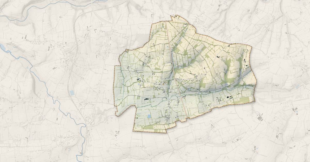 Portrait cartographique de Saussey : relief, eau, forêts, bâti et voies, calculés à partir des données de l'IGN