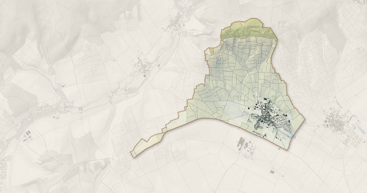 Portrait cartographique de Bouzy : relief, eau, forêts, bâti et voies, calculés à partir des données de l'IGN