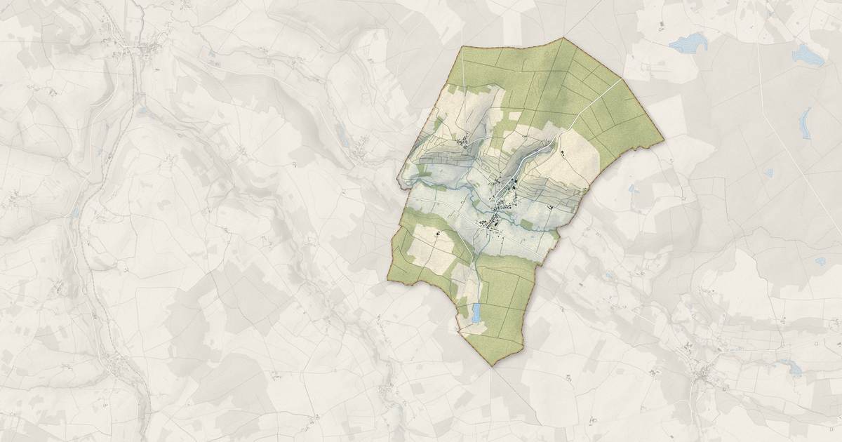 Portrait cartographique de Le Breuil : relief, eau, forêts, bâti et voies, calculés à partir des données de l'IGN