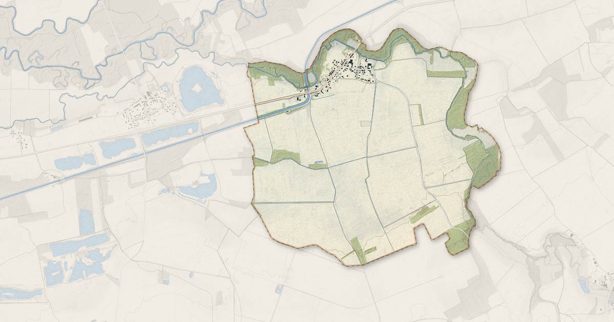 Portrait cartographique de Brusson : relief, eau, forêts, bâti et voies, calculés à partir des données de l'IGN
