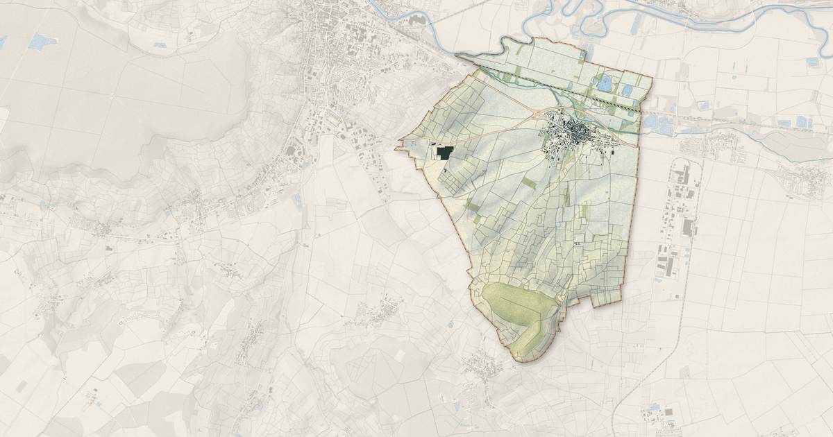 Portrait cartographique de Chouilly : relief, eau, forêts, bâti et voies, calculés à partir des données de l'IGN