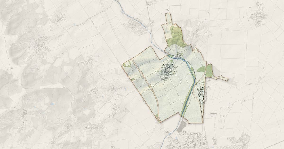 Portrait cartographique de Courcy : relief, eau, forêts, bâti et voies, calculés à partir des données de l'IGN