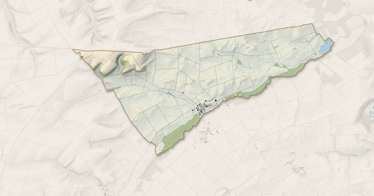Portrait cartographique de Courtémont : relief, eau, forêts, bâti et voies, calculés à partir des données de l'IGN