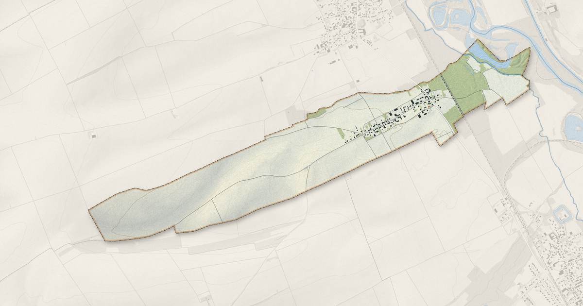 Portrait cartographique de Drouilly : relief, eau, forêts, bâti et voies, calculés à partir des données de l'IGN