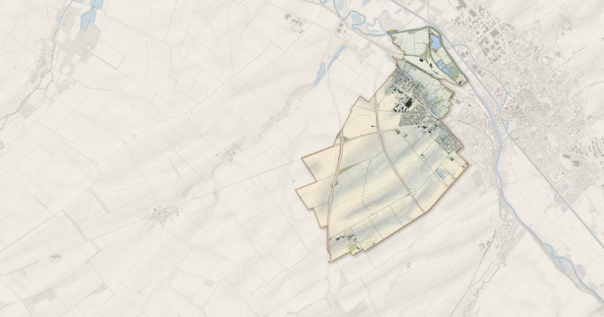 Portrait cartographique de Fagnières : relief, eau, forêts, bâti et voies, calculés à partir des données de l'IGN