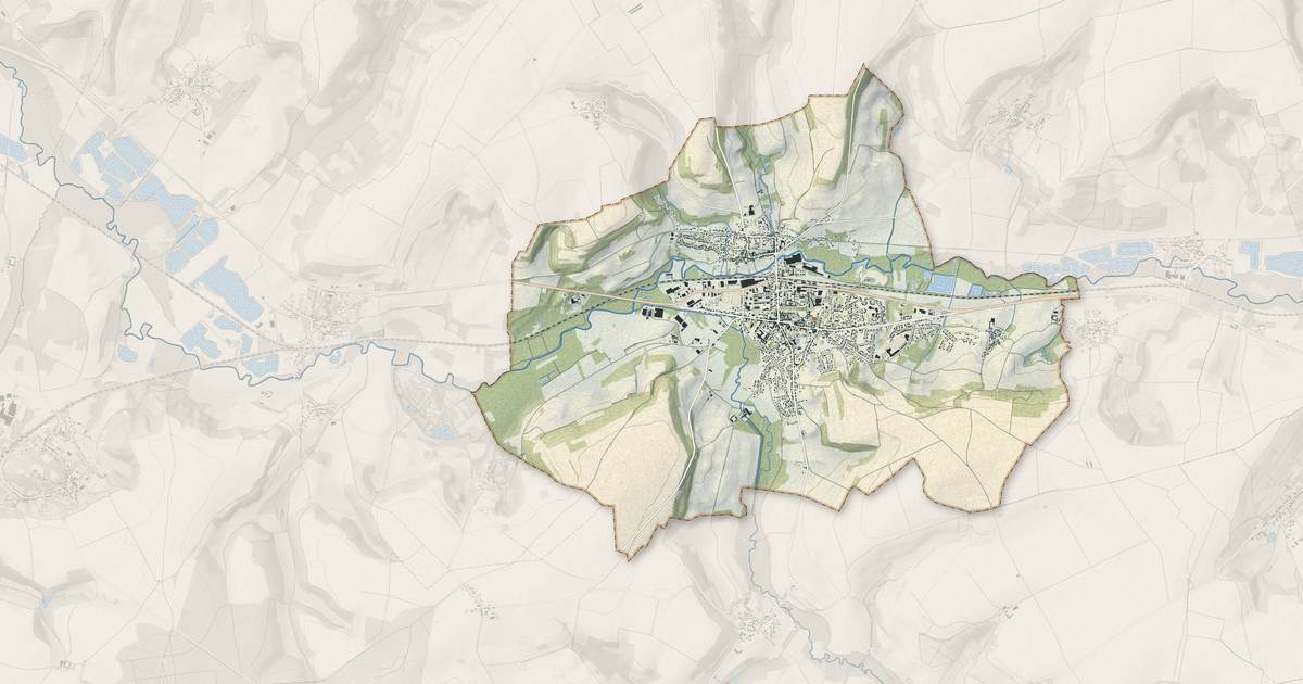 Portrait cartographique de Fismes : relief, eau, forêts, bâti et voies, calculés à partir des données de l'IGN