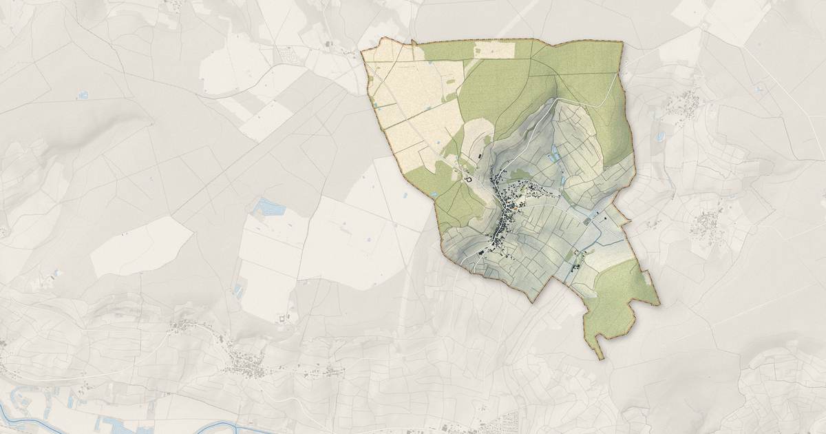 Portrait cartographique de Fleury-la-Rivière : relief, eau, forêts, bâti et voies, calculés à partir des données de l'IGN