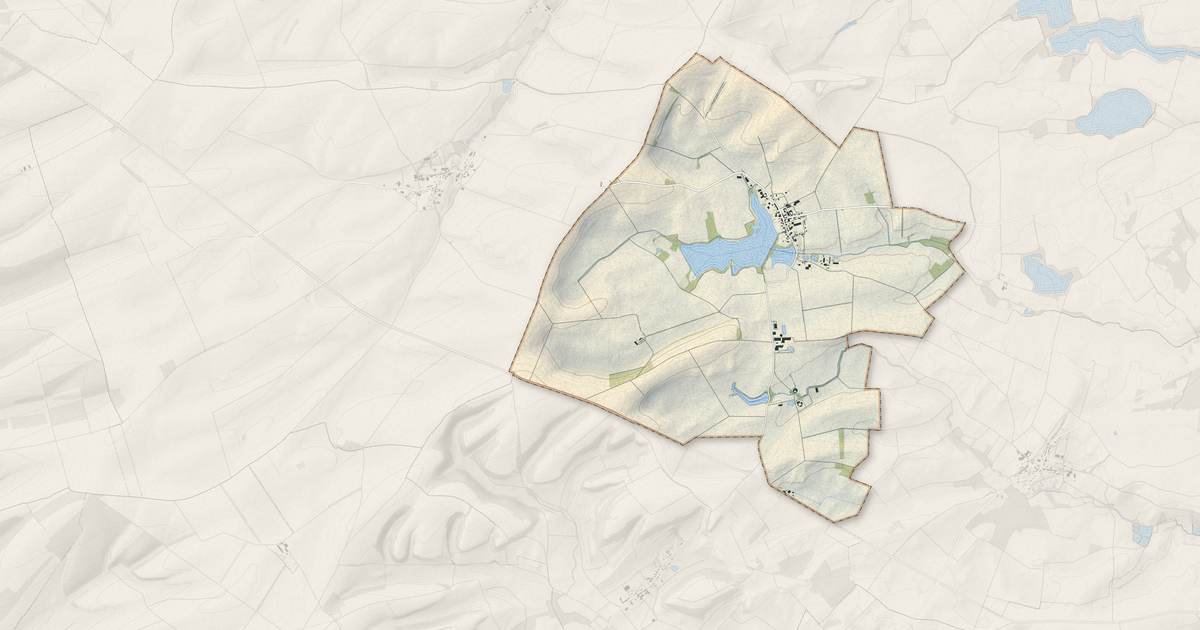 Portrait cartographique de Noirlieu : relief, eau, forêts, bâti et voies, calculés à partir des données de l'IGN