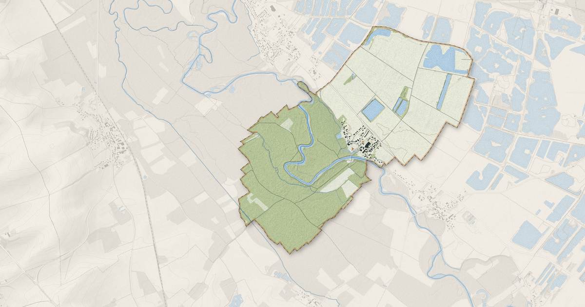 Portrait cartographique de Norrois : relief, eau, forêts, bâti et voies, calculés à partir des données de l'IGN
