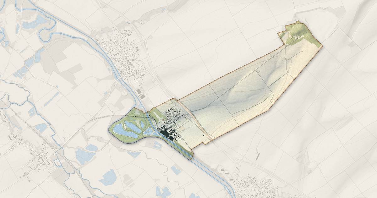 Portrait cartographique de Omey : relief, eau, forêts, bâti et voies, calculés à partir des données de l'IGN