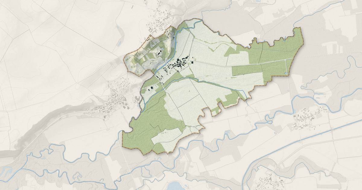 Portrait cartographique de Outrepont : relief, eau, forêts, bâti et voies, calculés à partir des données de l'IGN