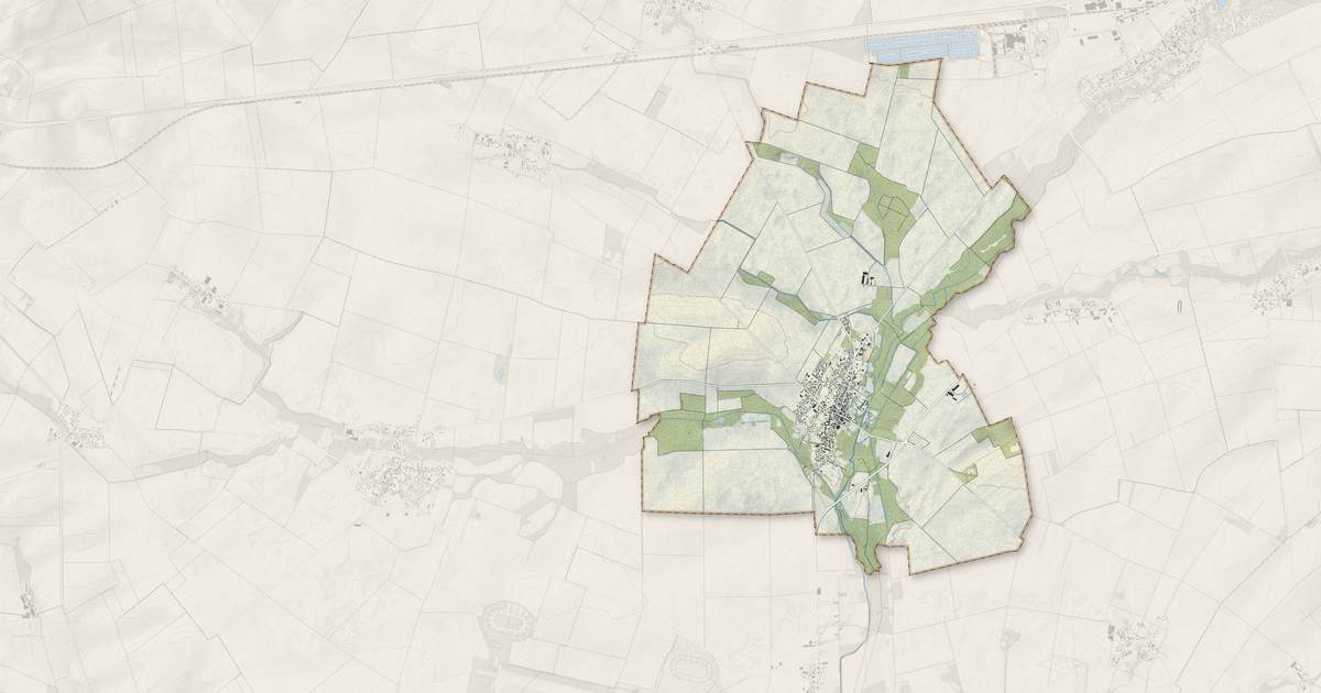 Portrait cartographique de Pleurs : relief, eau, forêts, bâti et voies, calculés à partir des données de l'IGN