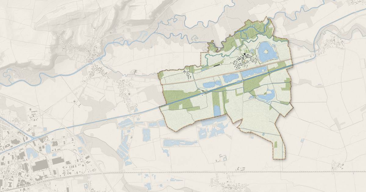 Portrait cartographique de Plichancourt : relief, eau, forêts, bâti et voies, calculés à partir des données de l'IGN