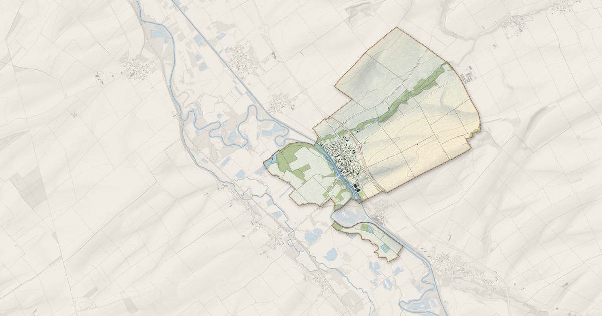Portrait cartographique de Pogny : relief, eau, forêts, bâti et voies, calculés à partir des données de l'IGN