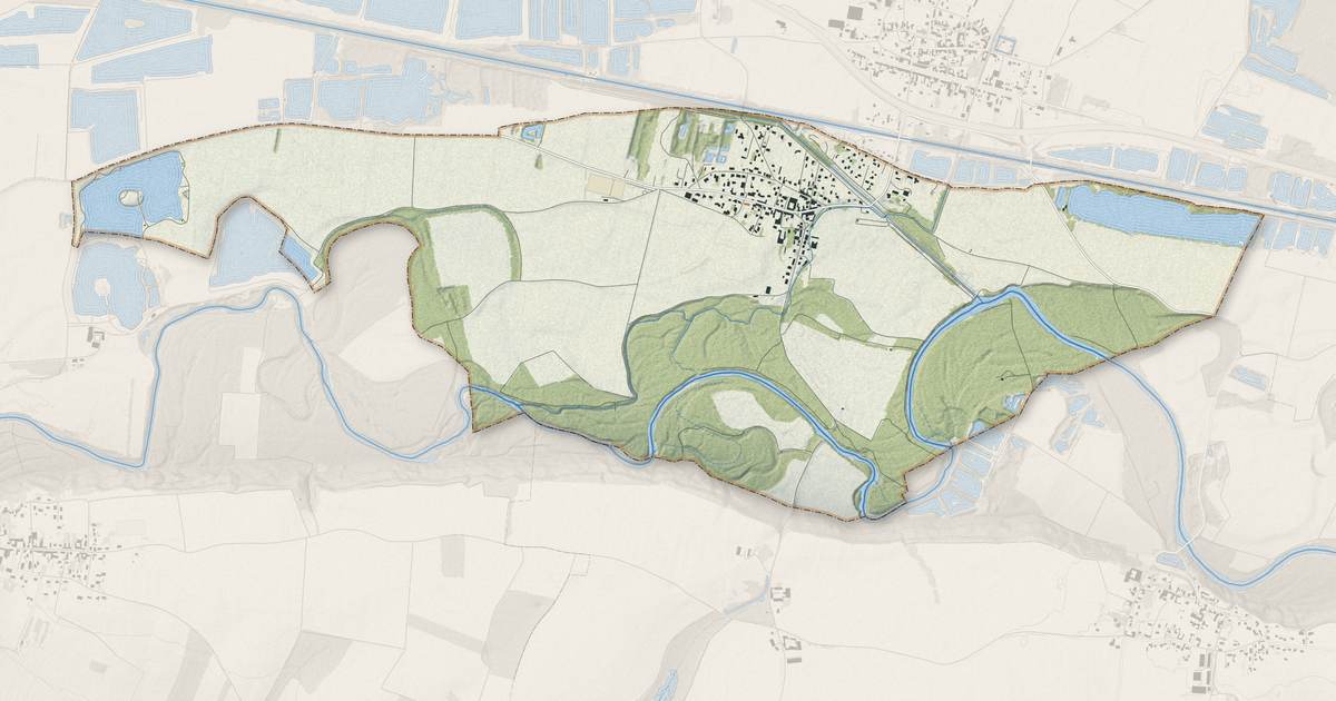 Portrait cartographique de Sapignicourt : relief, eau, forêts, bâti et voies, calculés à partir des données de l'IGN