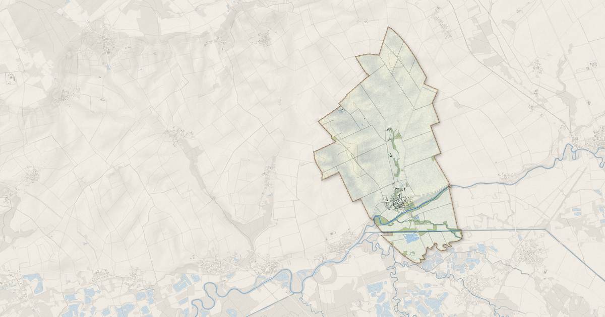 Portrait cartographique de Saron-sur-Aube : relief, eau, forêts, bâti et voies, calculés à partir des données de l'IGN