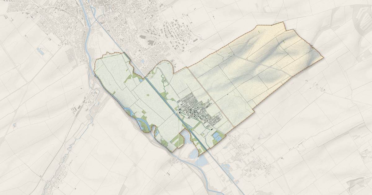 Portrait cartographique de Sarry : relief, eau, forêts, bâti et voies, calculés à partir des données de l'IGN