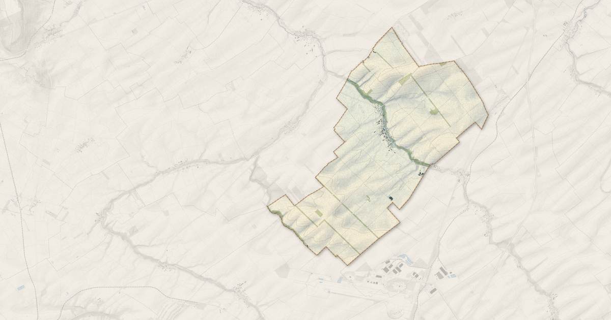 Portrait cartographique de Soudron : relief, eau, forêts, bâti et voies, calculés à partir des données de l'IGN
