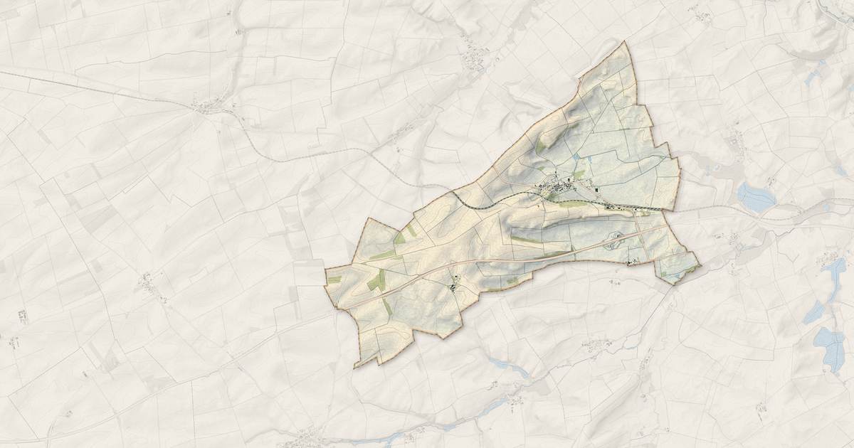 Portrait cartographique de Valmy : relief, eau, forêts, bâti et voies, calculés à partir des données de l'IGN