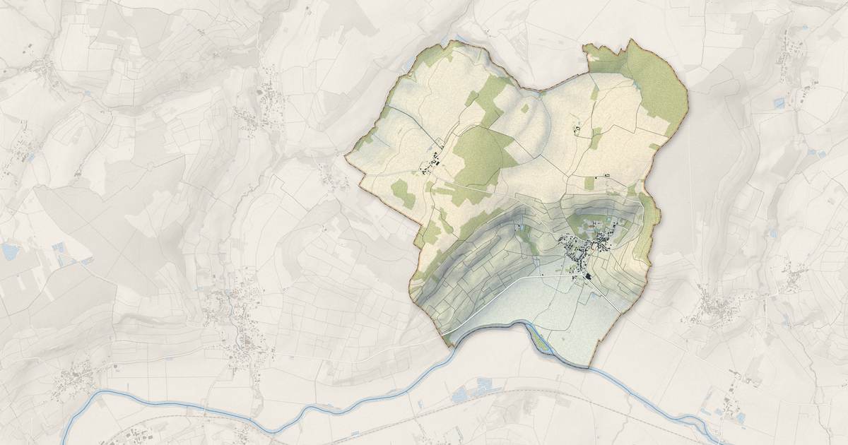 Portrait cartographique de Vandières : relief, eau, forêts, bâti et voies, calculés à partir des données de l'IGN
