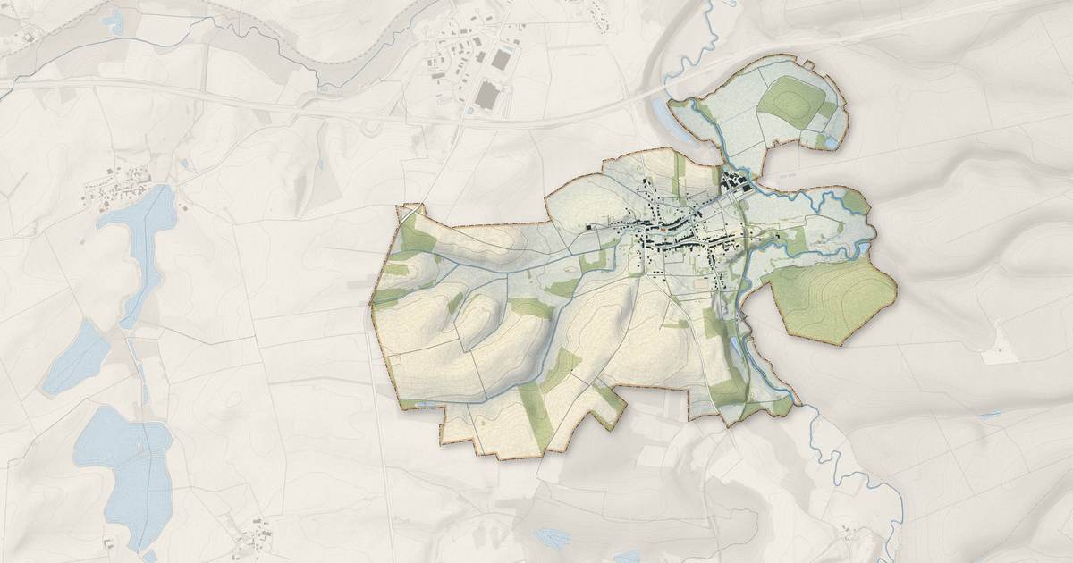 Portrait cartographique de Verrières : relief, eau, forêts, bâti et voies, calculés à partir des données de l'IGN