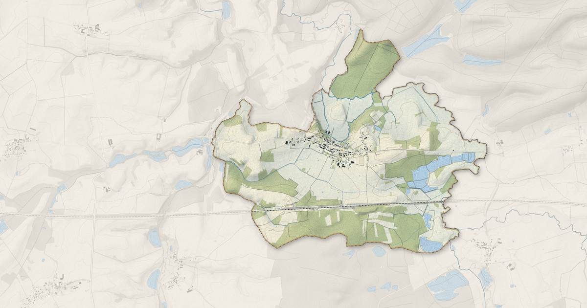 Portrait cartographique de Villers-en-Argonne : relief, eau, forêts, bâti et voies, calculés à partir des données de l'IGN